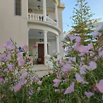 Rodon Manor *