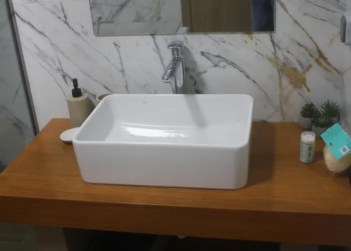 Rodon Manor Apartament *