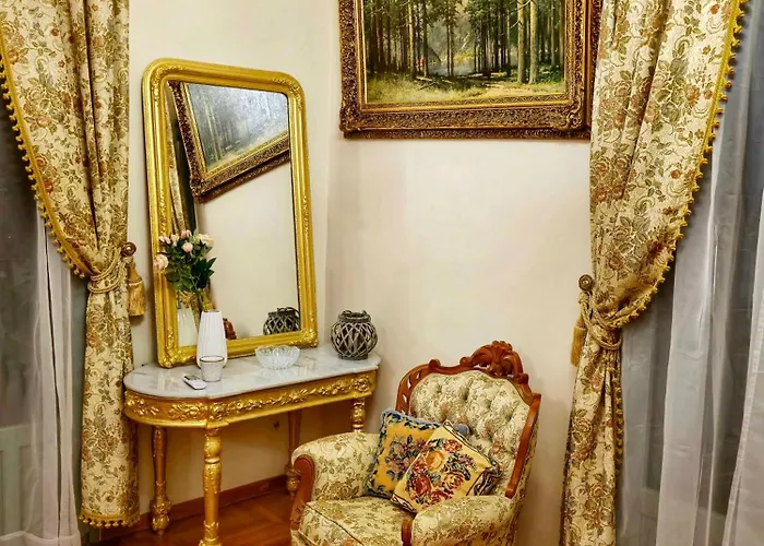 Rodon Manor Apartment