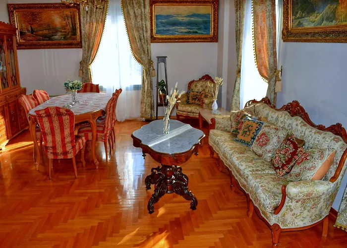 Rodon Manor Apartament *