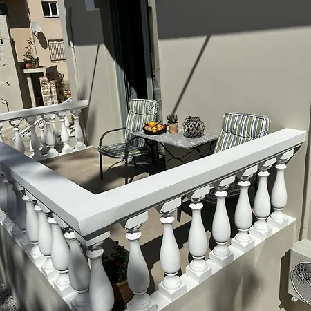 Appartamento Rodon Manor