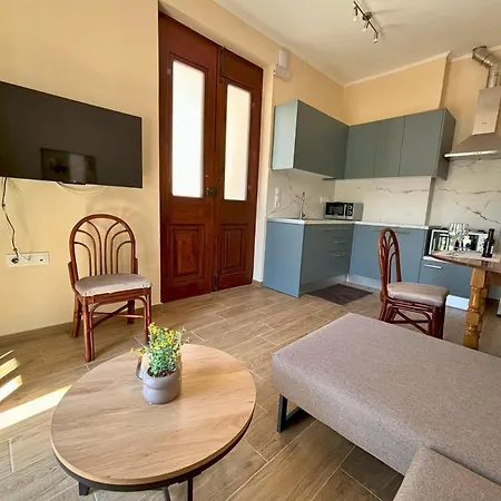 Apartment Rodon Manor