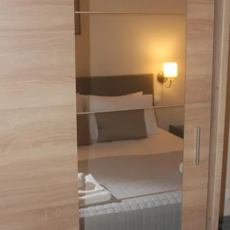 Rodon Manor Appartement