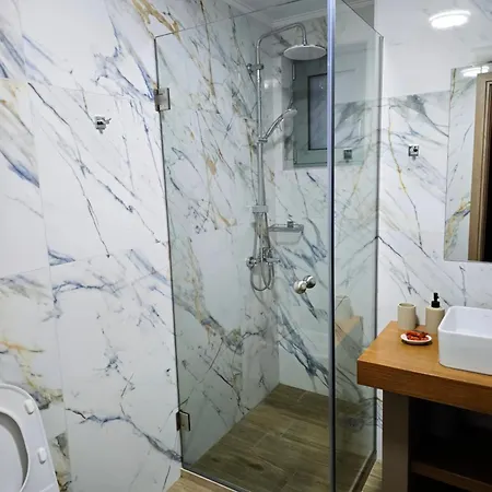 Rodon Manor * خانيا